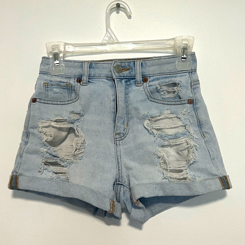 American Eagle “mom shorts” 000
